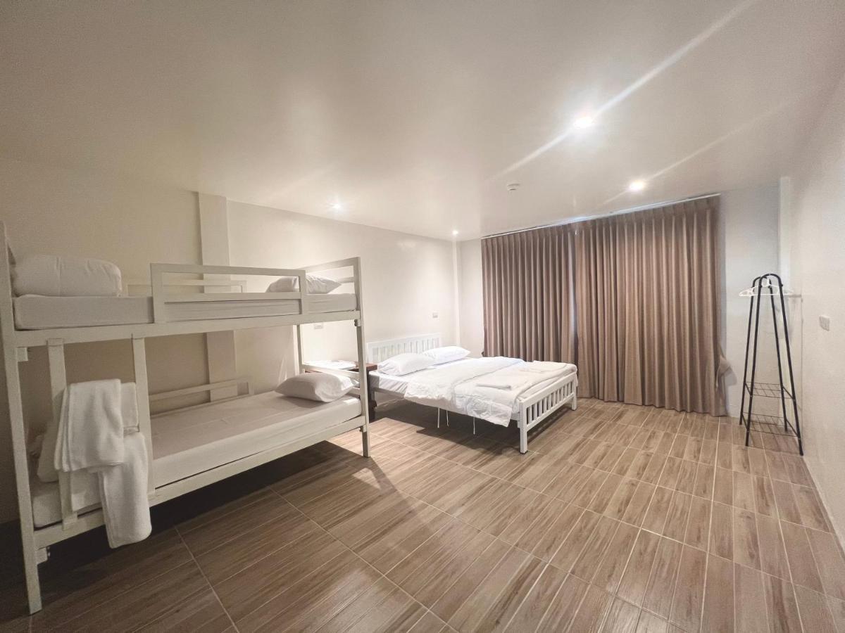 Krung Tone Hostel Bangkok Eksteriør bilde