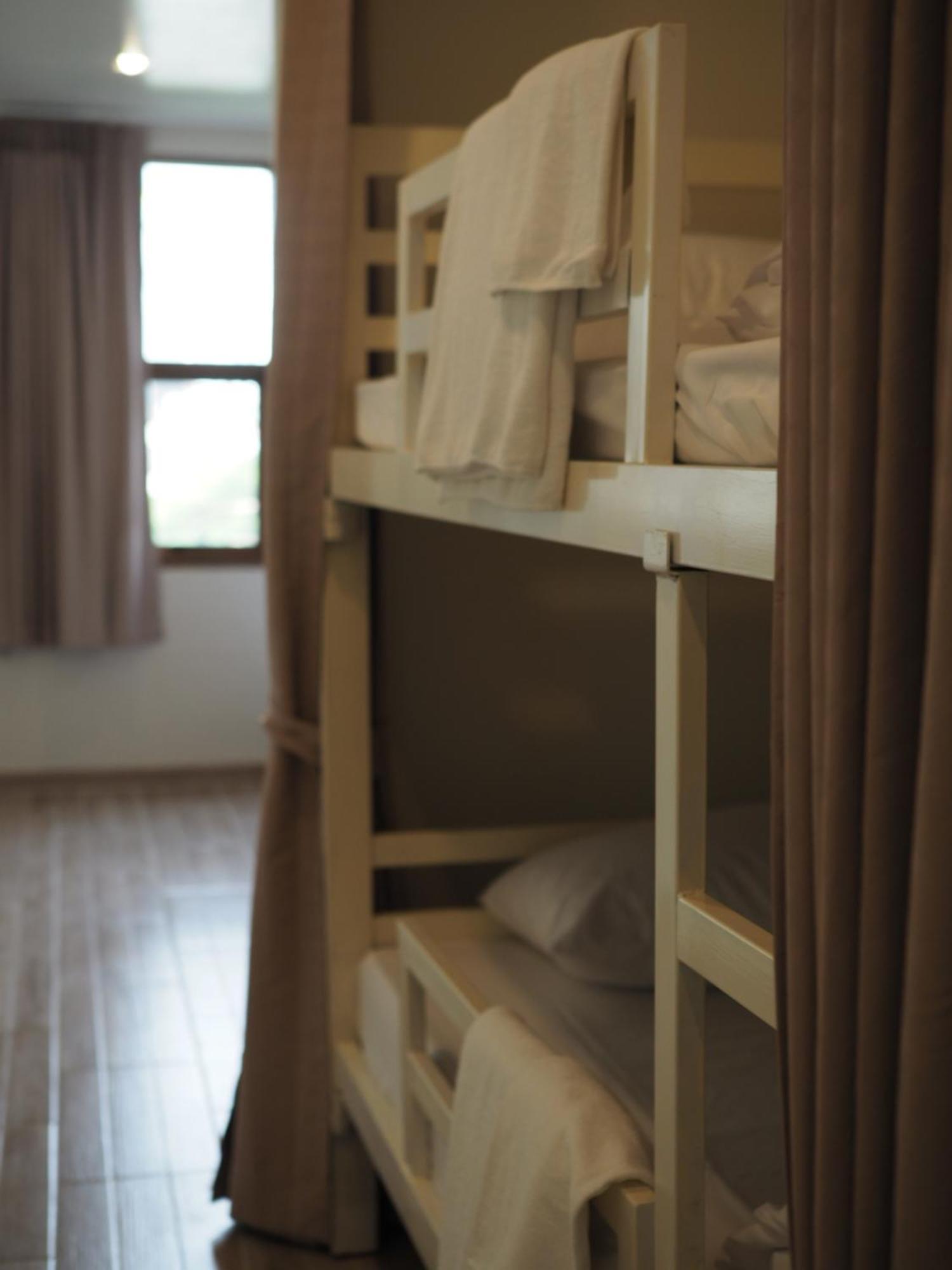 Krung Tone Hostel Bangkok Eksteriør bilde