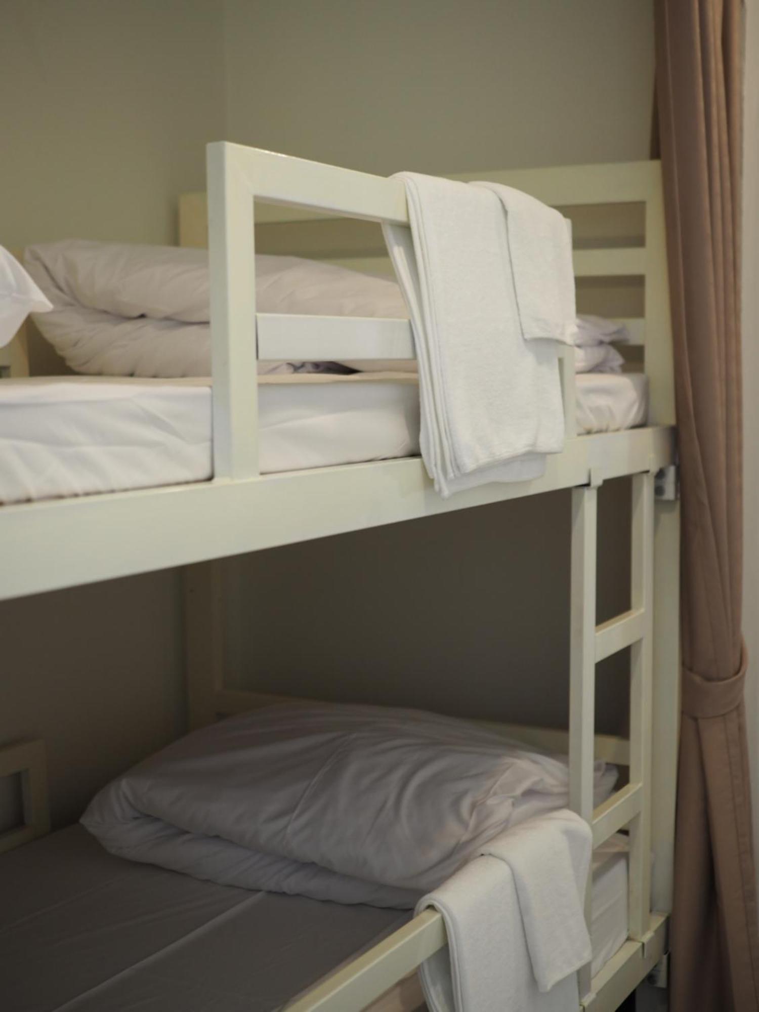 Krung Tone Hostel Bangkok Eksteriør bilde
