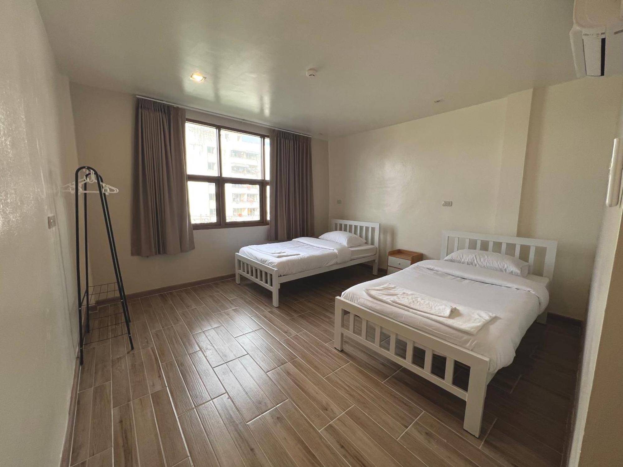 Krung Tone Hostel Bangkok Eksteriør bilde