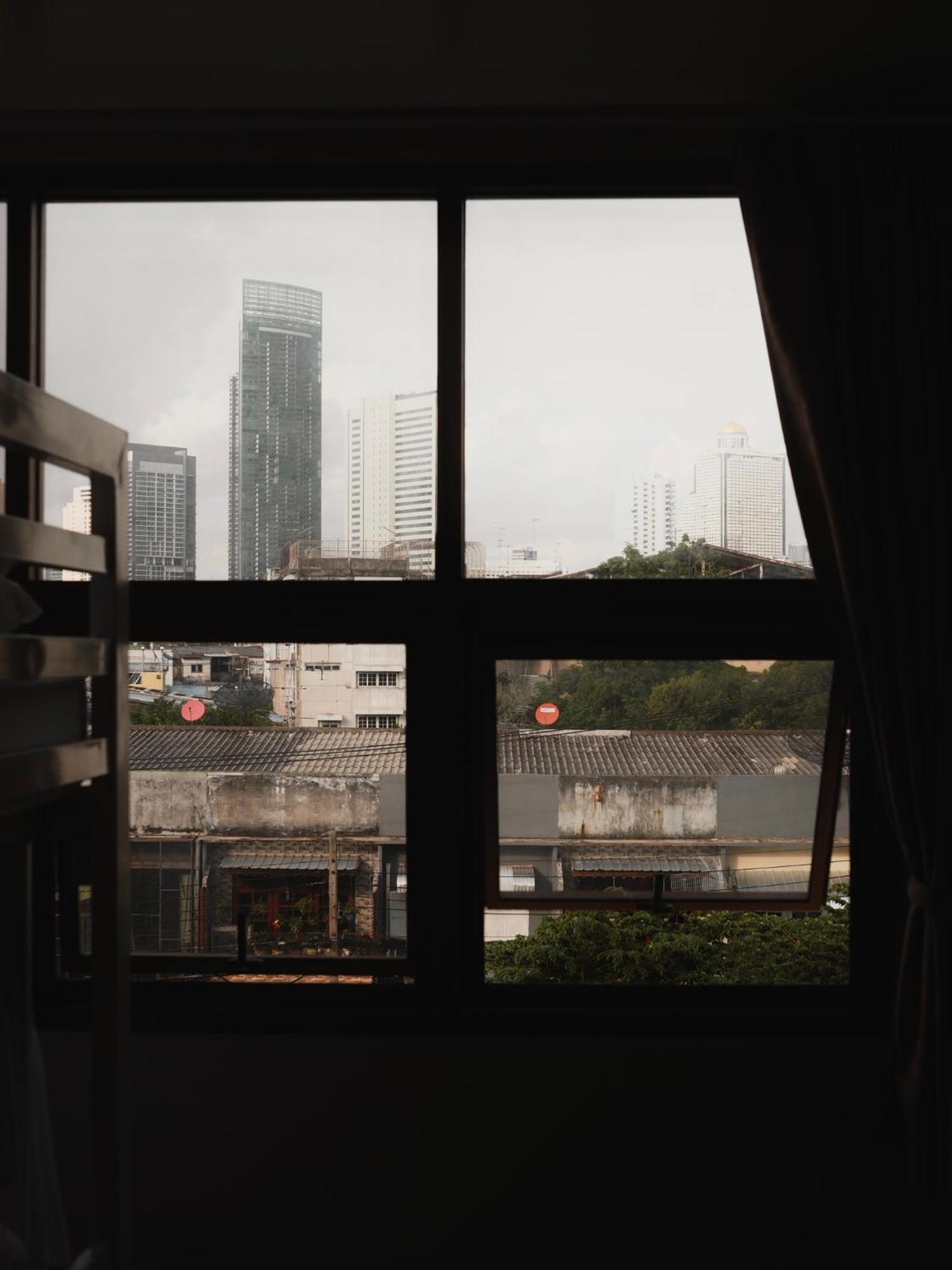 Krung Tone Hostel Bangkok Eksteriør bilde