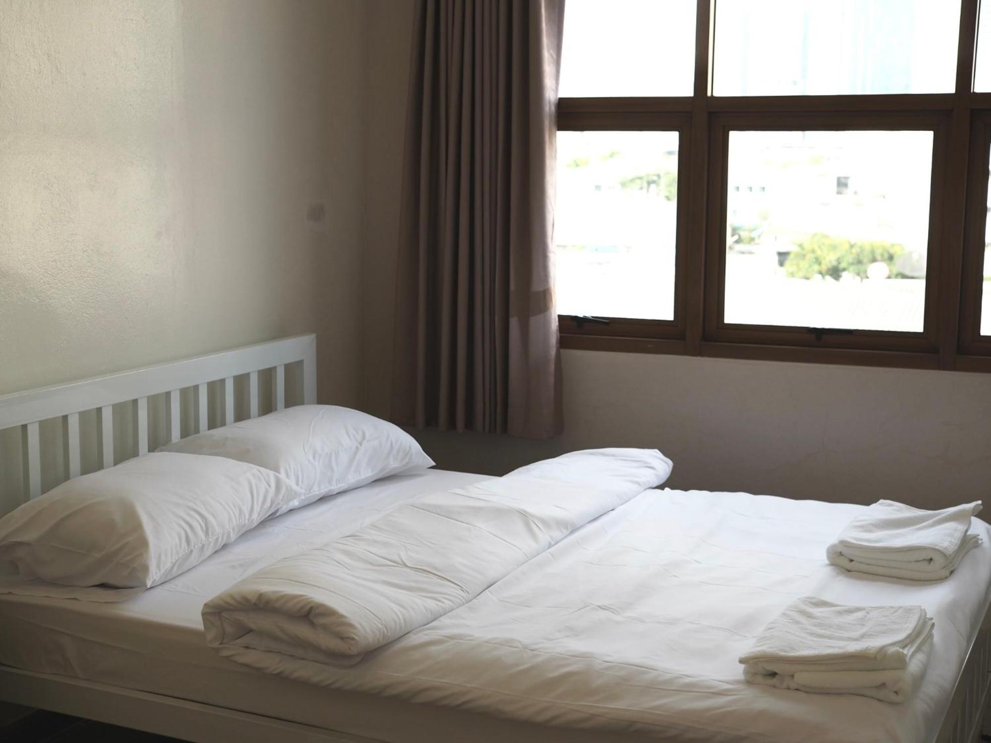 Krung Tone Hostel Bangkok Eksteriør bilde