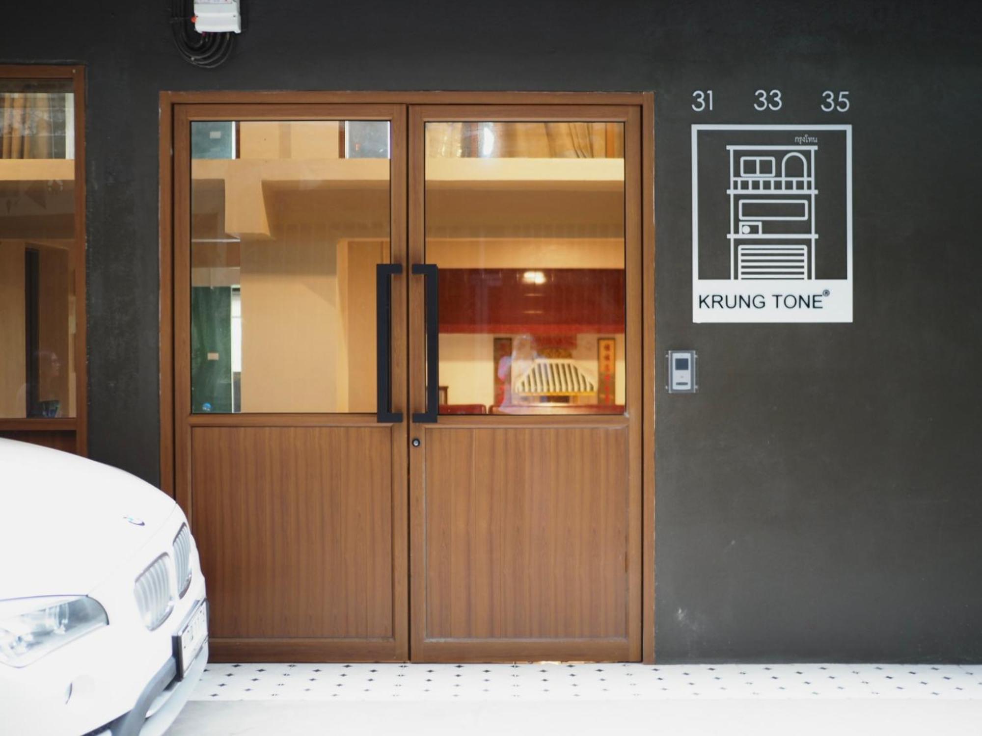 Krung Tone Hostel Bangkok Eksteriør bilde